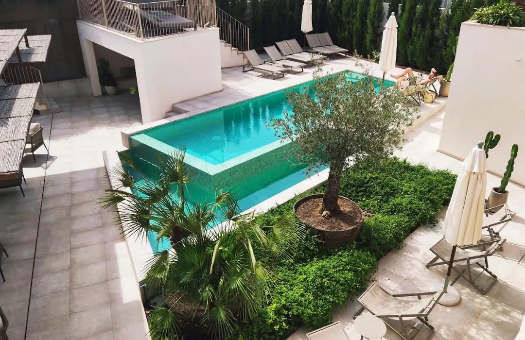Ynaira Hotel & Spa-1