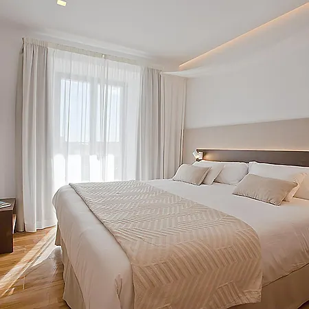 Ynaira Hotel & Spa-2