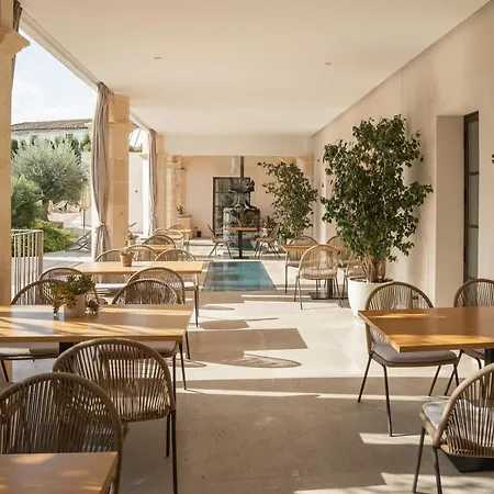 Ynaira Hotel & Spa-3